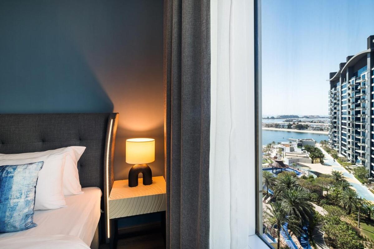 4br Oceana Residences - And Pool Access Apartment Dubai